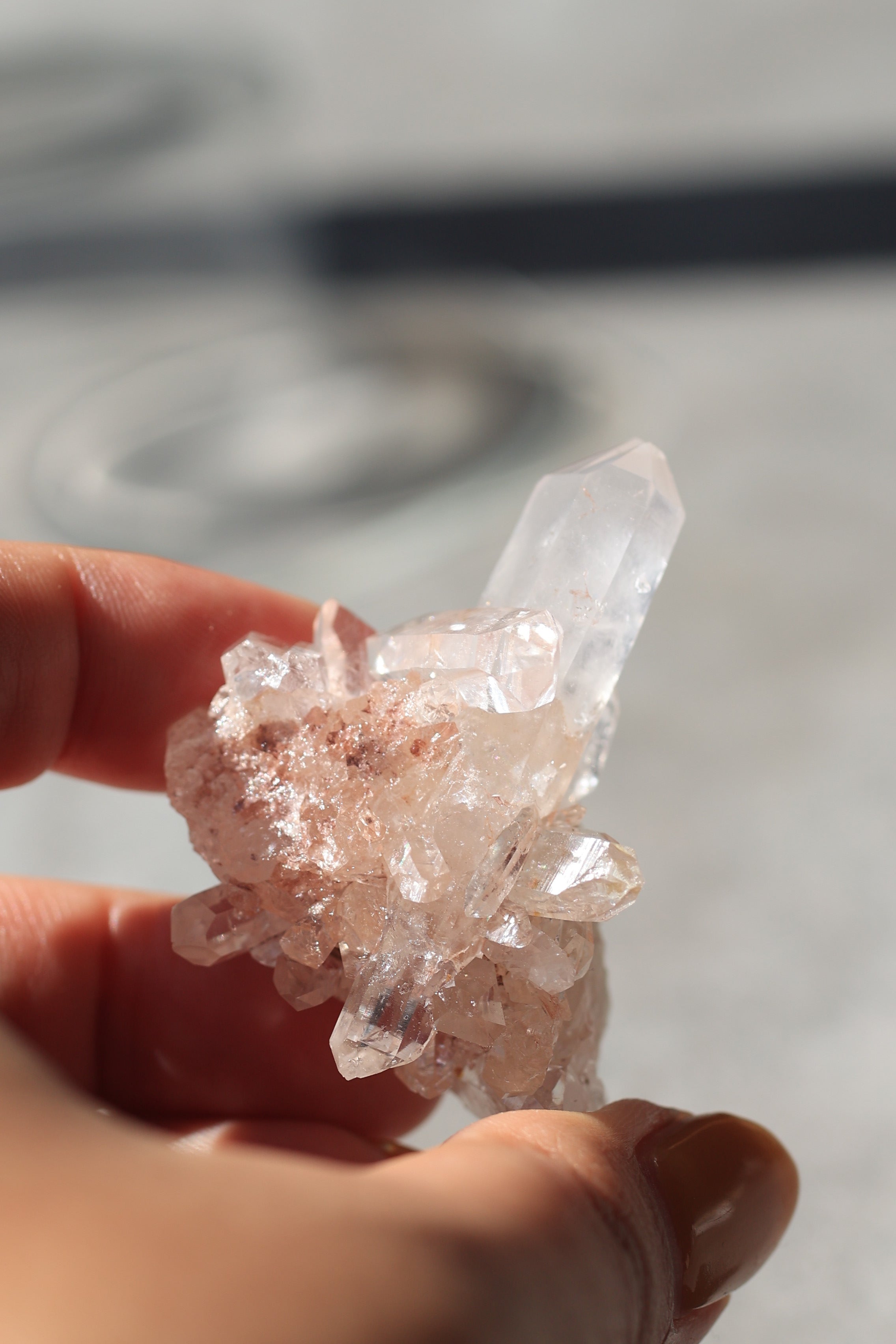 ピンクレムリアン「春の雫」コロンビア産｜天然石 原石 鉱物標本