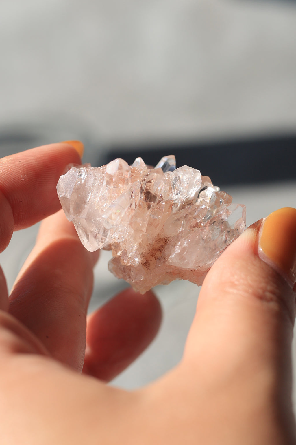 ピンクレムリアン「春の雫」コロンビア産｜天然石 原石 鉱物標本