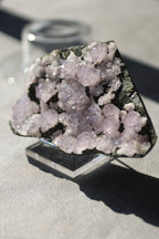 カルールアメジスト｜母岩付き「静かな花園」インド・カルール産｜天然石 原石 鉱物標本