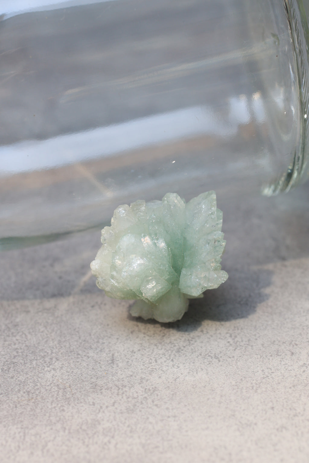 グリーンアポフィライト「春の新芽」インド産｜天然石 原石 鉱物標本