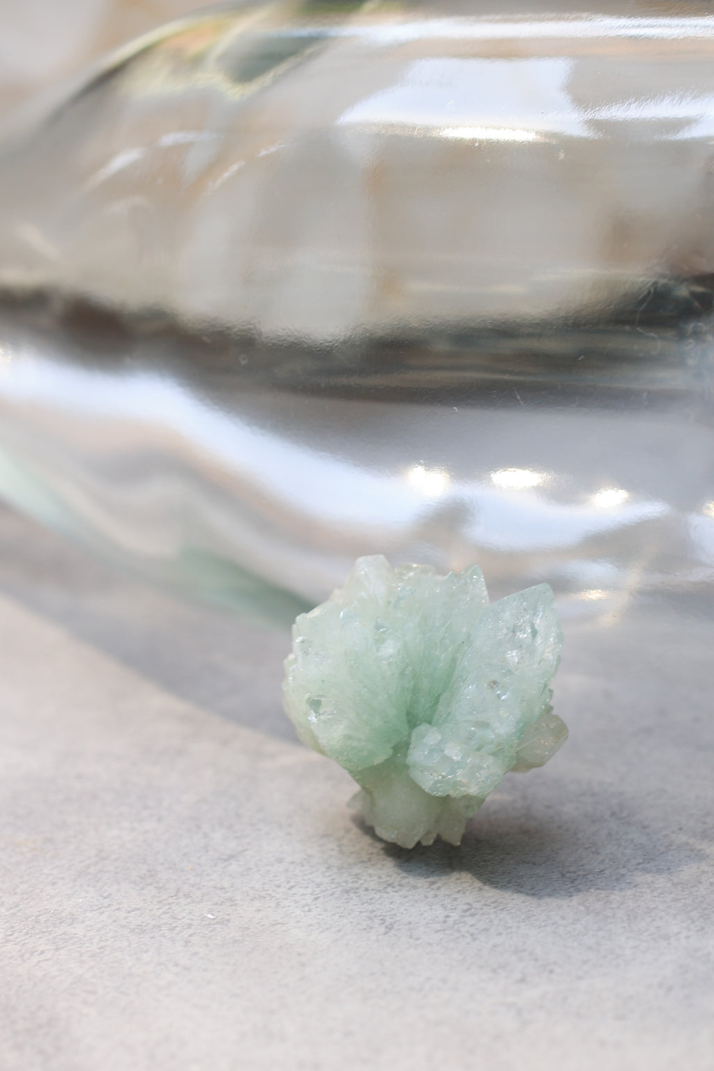 グリーンアポフィライト「春の新芽」インド産｜天然石 原石 鉱物標本