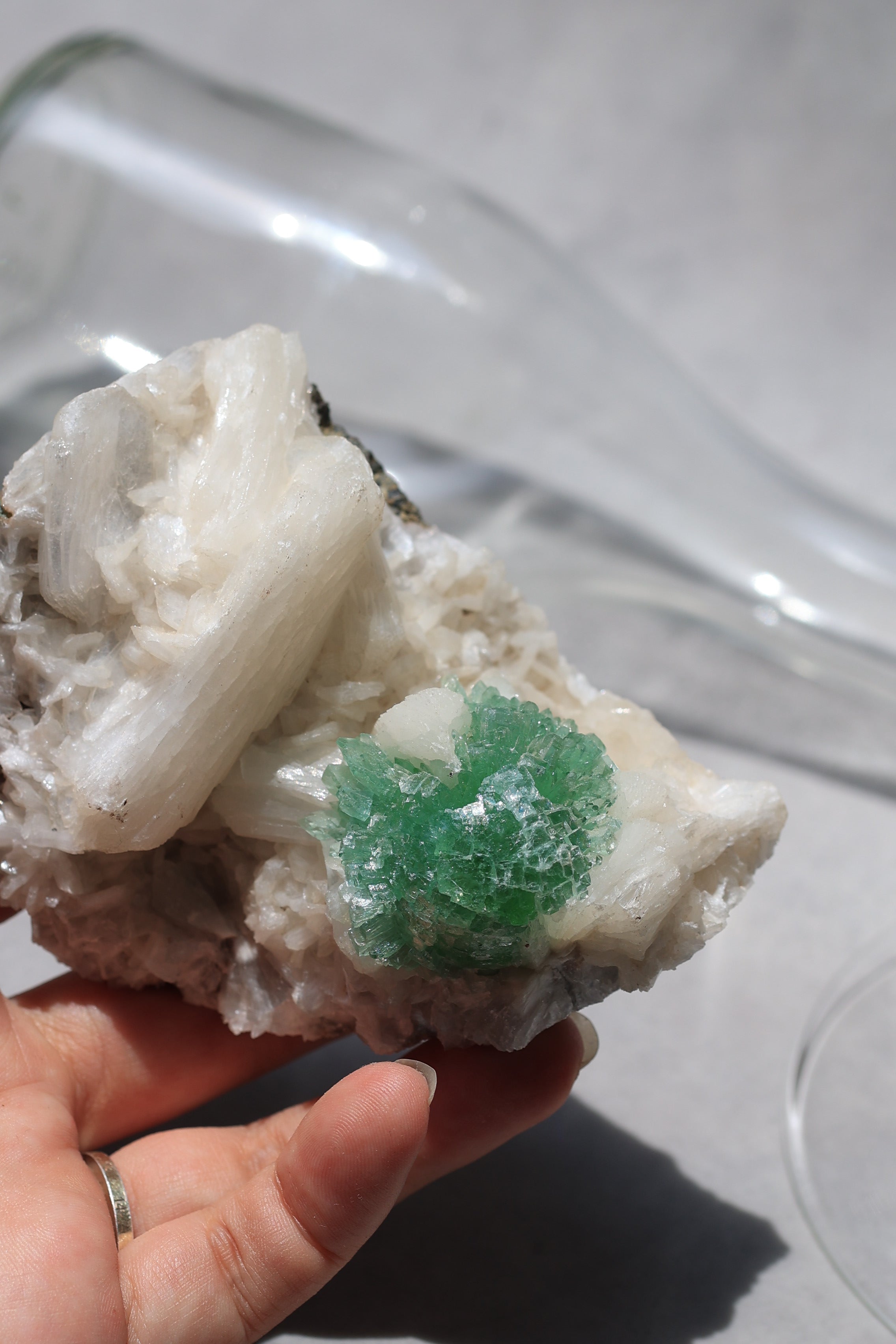 グリーンディスコアポフィライト「煌めきの森」インド産｜天然石 原石 鉱物標本