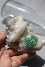 グリーンディスコアポフィライト「煌めきの森」インド産｜天然石 原石 鉱物標本
