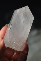 水晶タワー｜ポリッシュ「澄んだ風」マダガスカル産｜天然石 鉱物標本