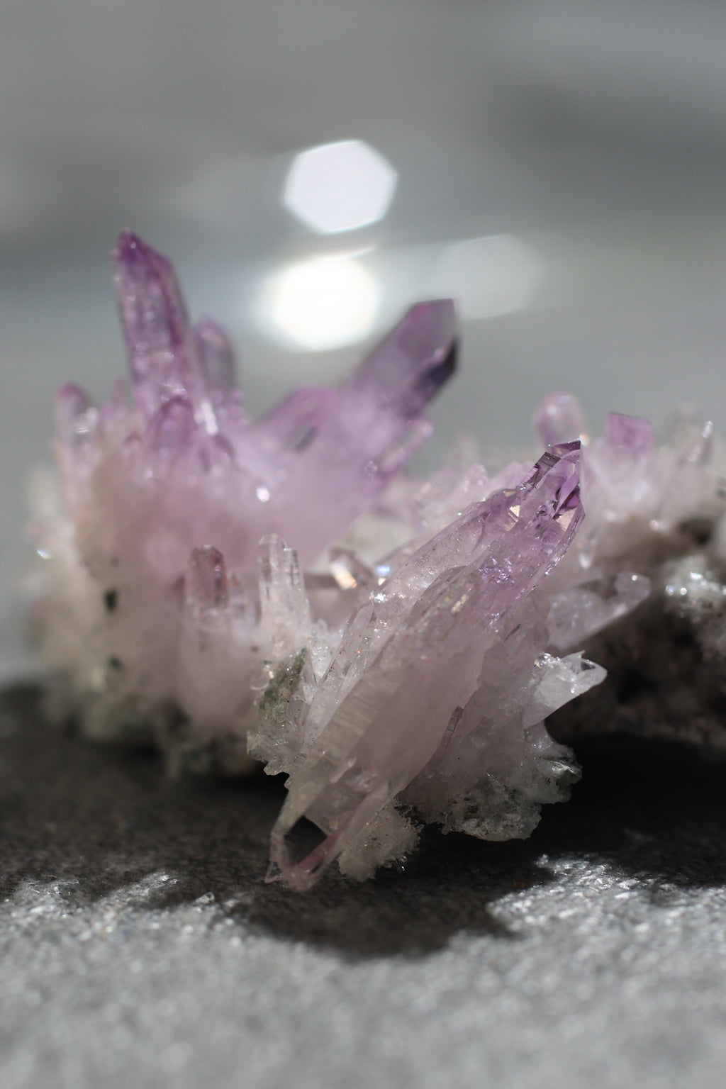ベラクルスアメジスト「きらめく花霞」メキシコ産｜天然石 原石 鉱物標本