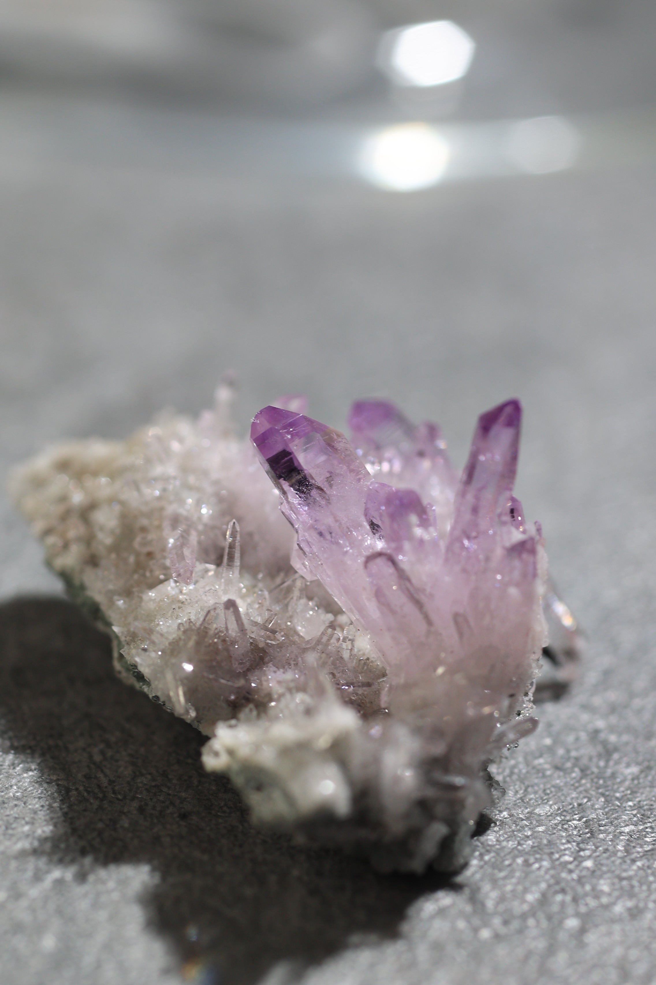 ベラクルスアメジスト「きらめく花霞」メキシコ産｜天然石 原石 鉱物標本
