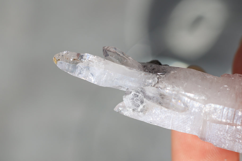 エンハイドロ（水入り）ベラクルスアメジスト「溢れる光」メキシコ産｜天然石 原石 鉱物標本