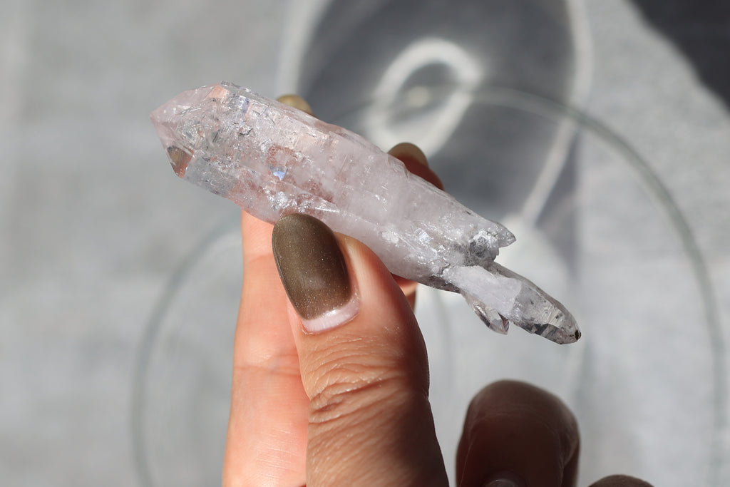 エンハイドロ（水入り）ベラクルスアメジスト「溢れる光」メキシコ産｜天然石 原石 鉱物標本