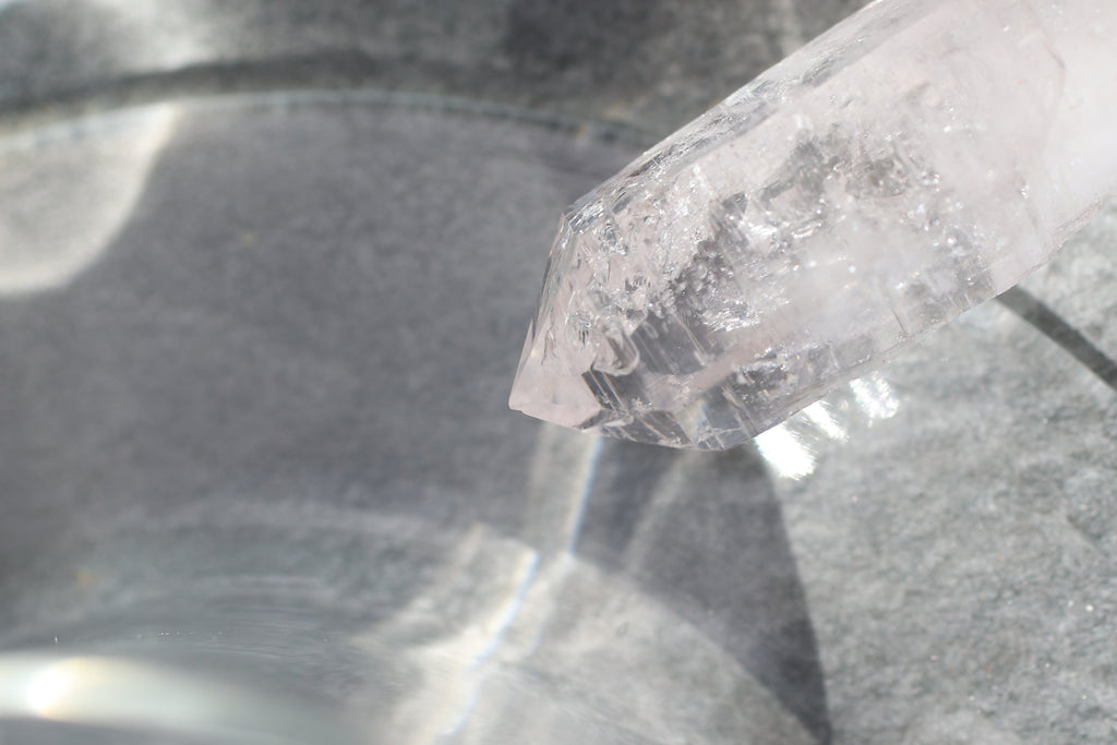 エンハイドロ（水入り）ベラクルスアメジスト「溢れる光」メキシコ産｜天然石 原石 鉱物標本