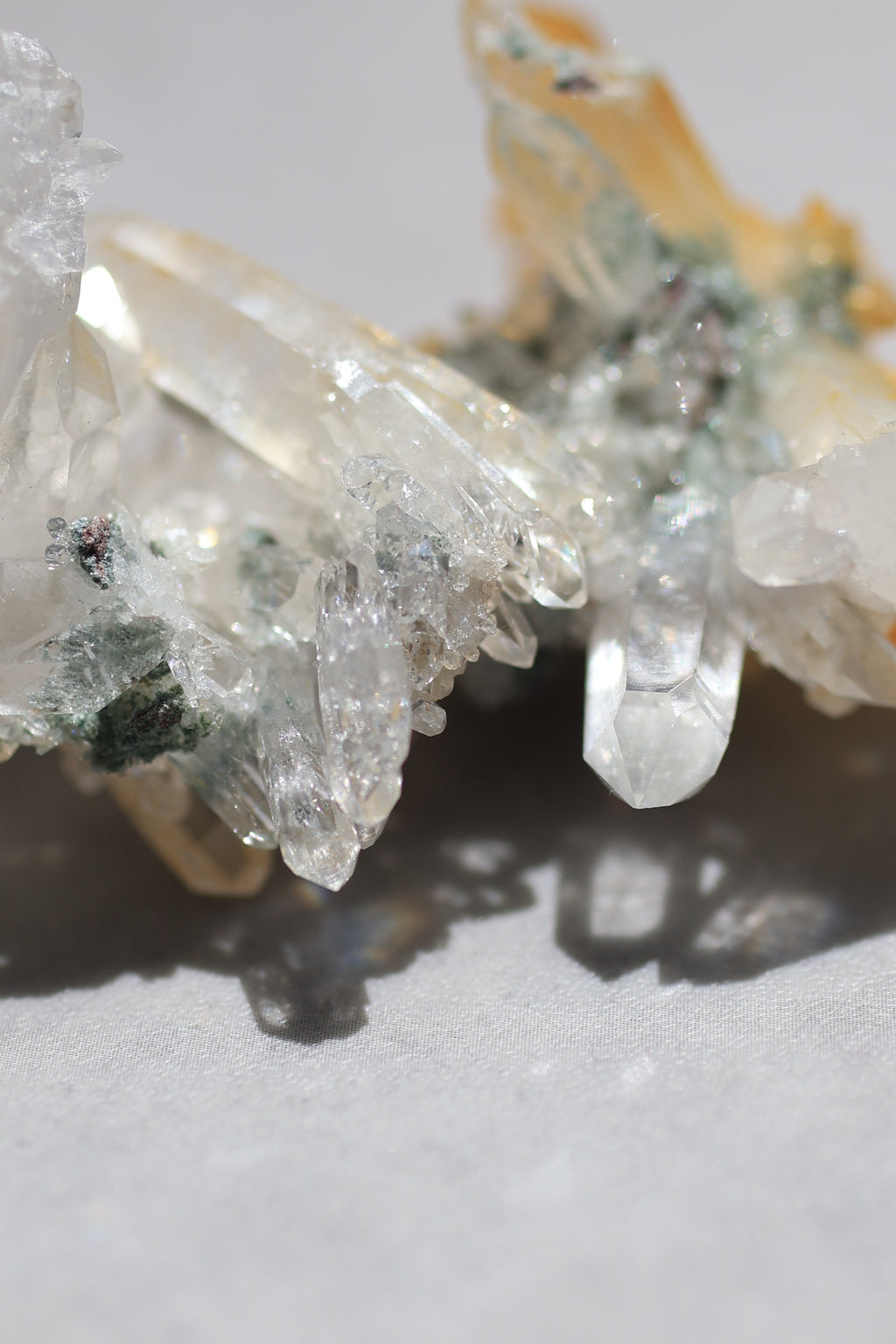 ゴールデンヒーラーレムリアンクォーツ「朝日の結晶」コロンビア産｜天然石 原石 鉱物標本