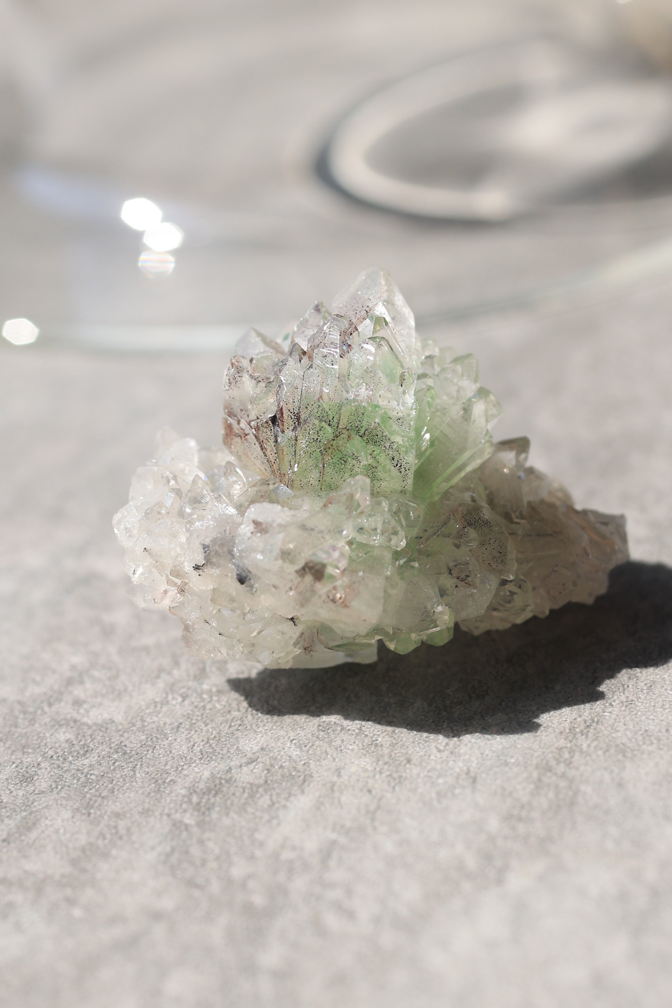 グリーンアポフィライト「花のしずく」インド産｜天然石 原石 鉱物標本