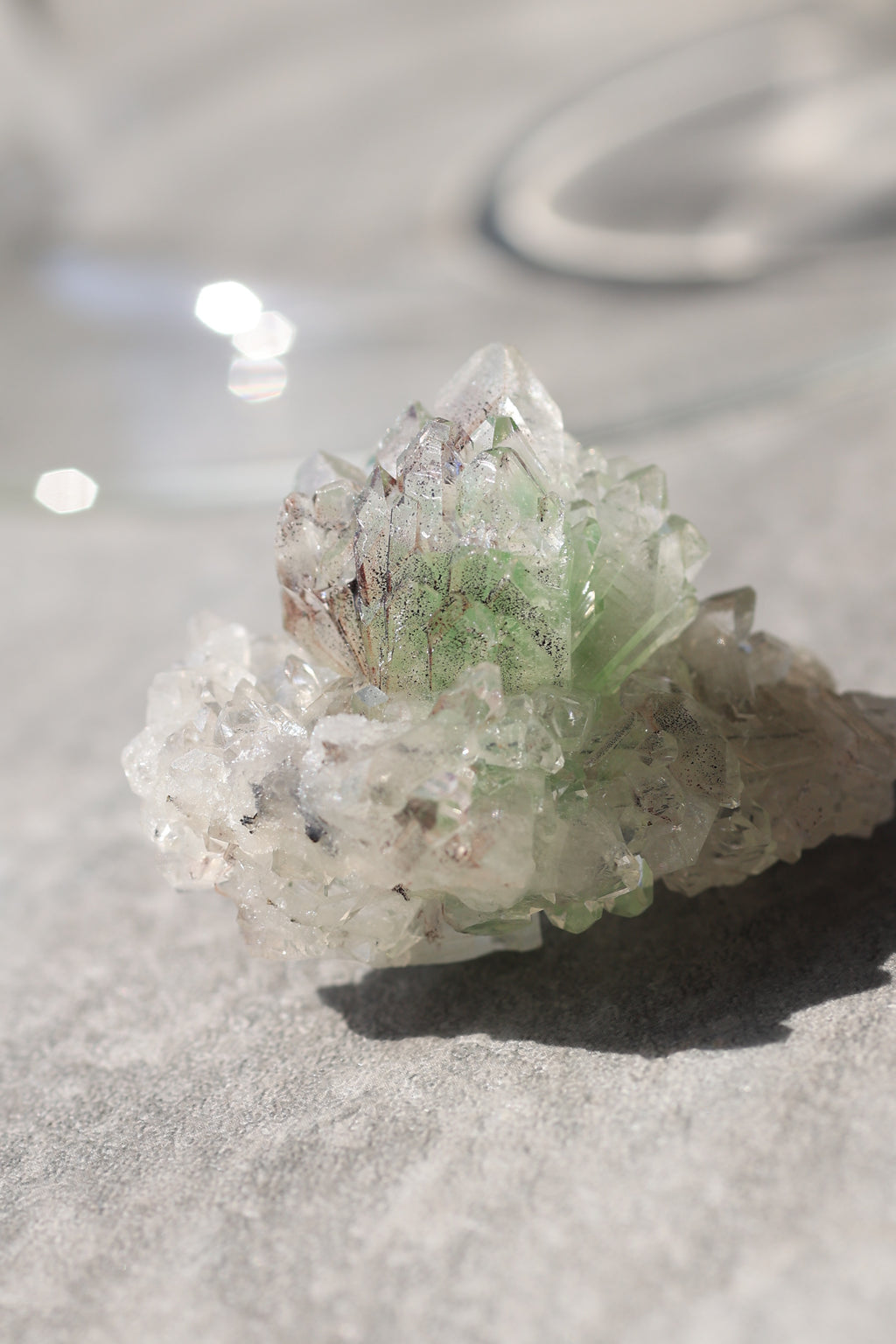 グリーンアポフィライト「花のしずく」インド産｜天然石 原石 鉱物標本