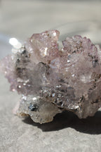カルールアメジスト｜マイカ共生「花の煌めき」インド・カルール産｜天然石 原石 鉱物標本