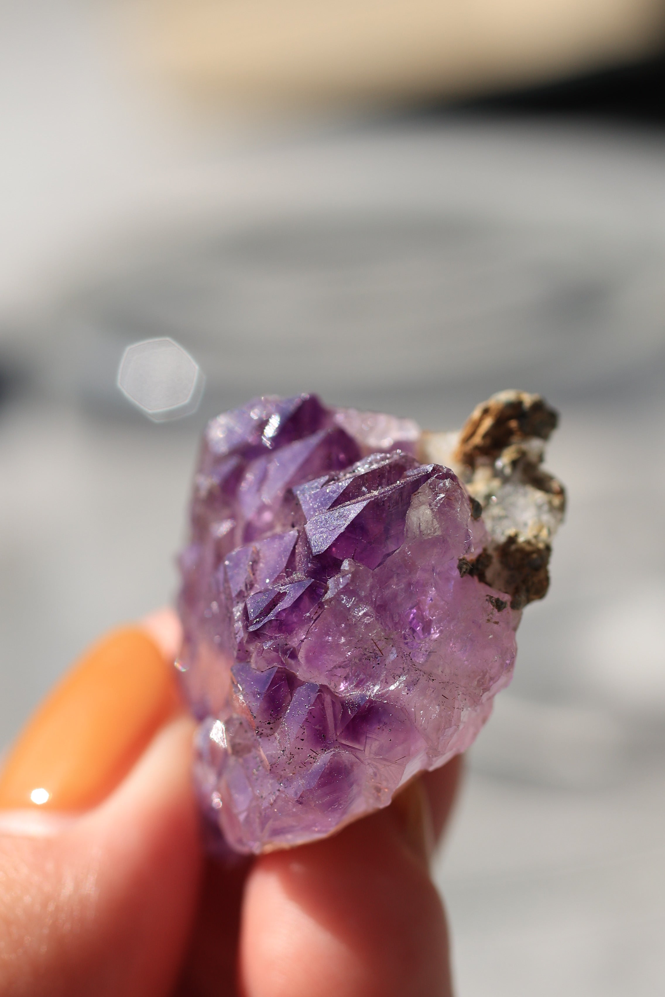 カルールアメジスト「優美な一粒」インド産｜天然石 原石 鉱物標本