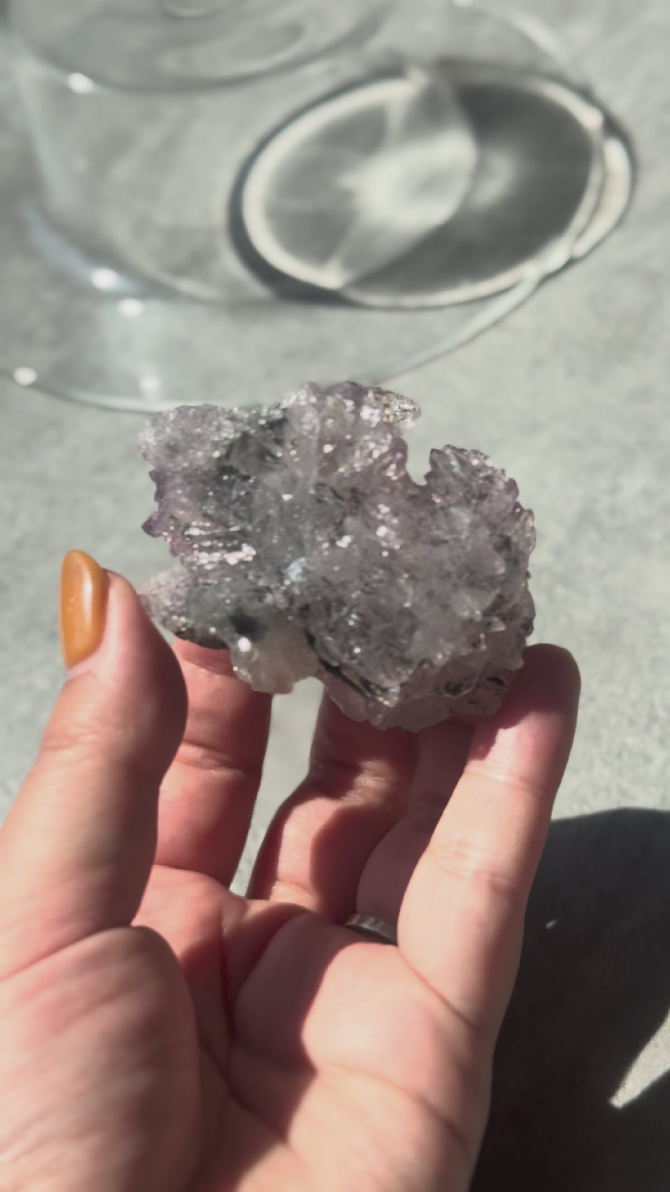 カルールアメジスト｜マイカ共生「花の煌めき」インド・カルール産｜天然石 原石 鉱物標本